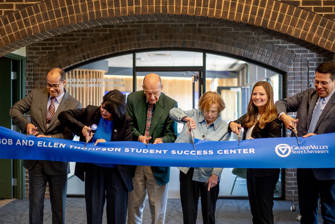 GVSU Dedicates the Bob and Ellen Thompson Student Success Center